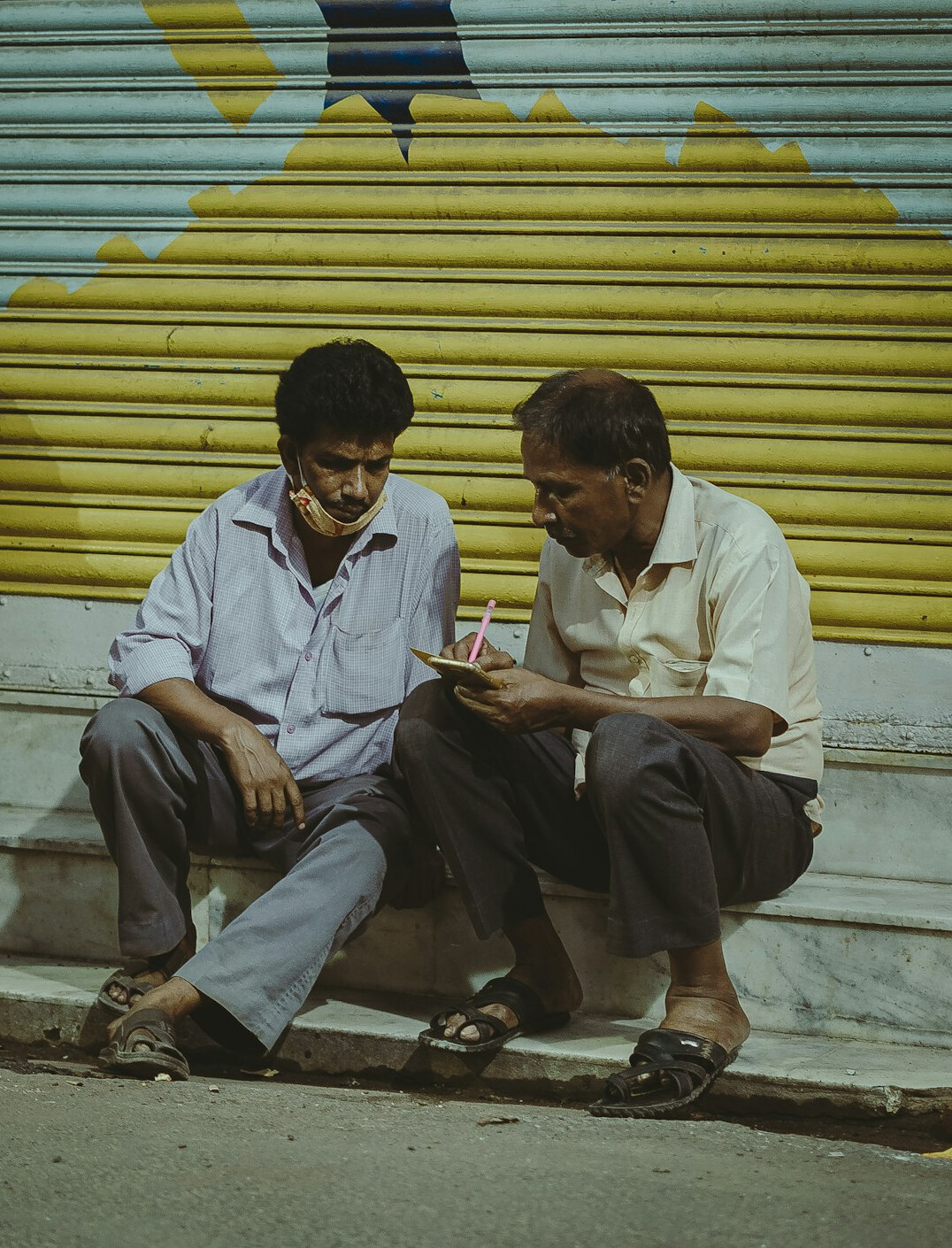 old man sharing stories